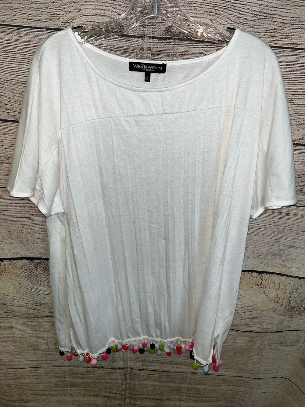 😍 Wendy Williams White Short Sleeve Top with Colorful Pom Trim size Large